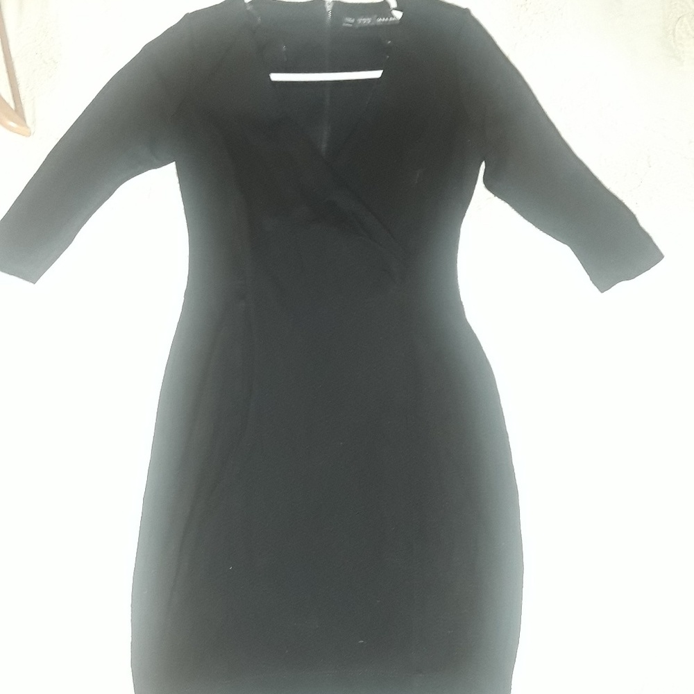 Dress - Picture 4 of 5